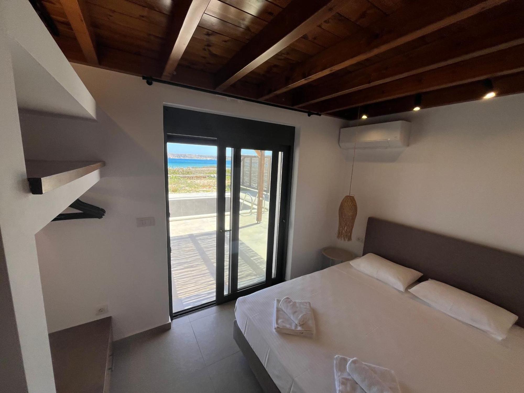 Cato Agro 3, Seafront Villa With Private Pool Afiartis Екстер'єр фото